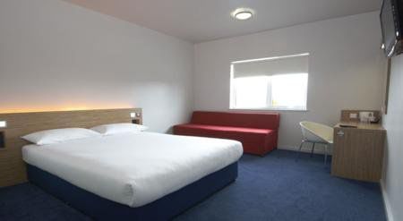 Travelodge Bromborough Port Sunlight Kamer foto