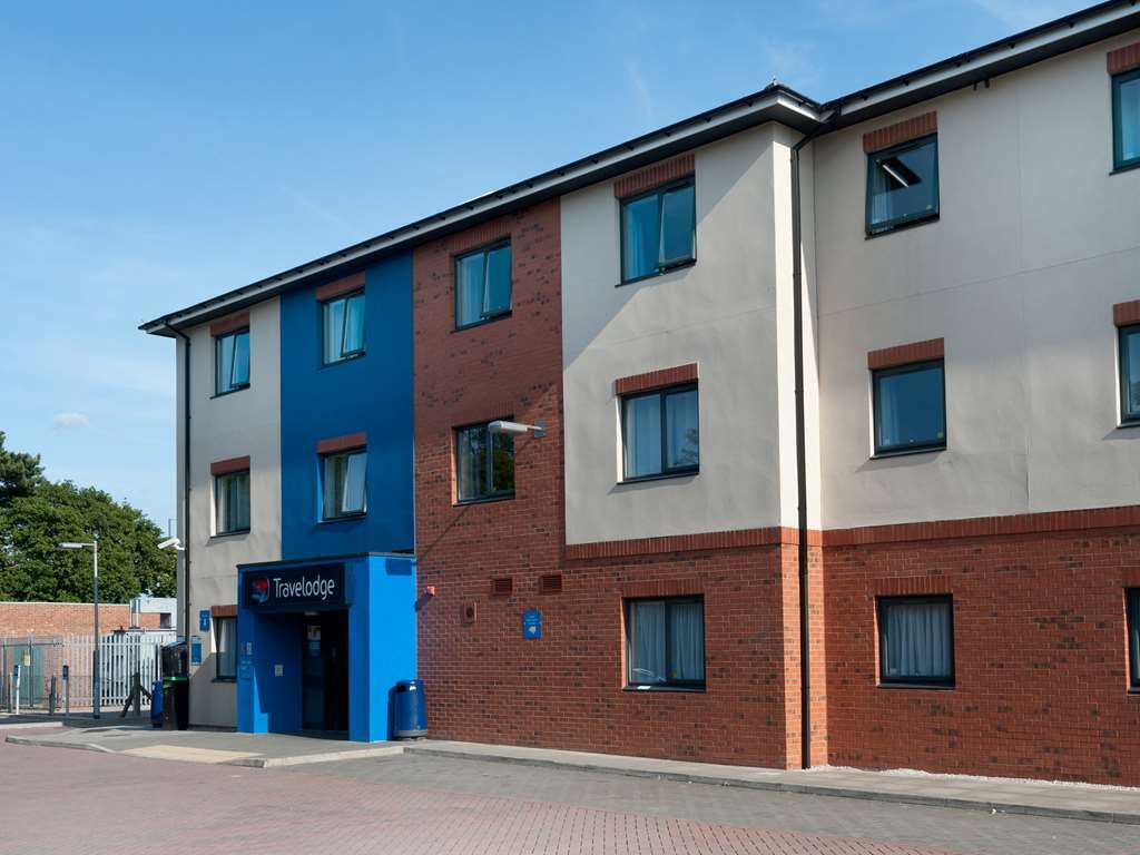Travelodge Bromborough Port Sunlight Buitenkant foto