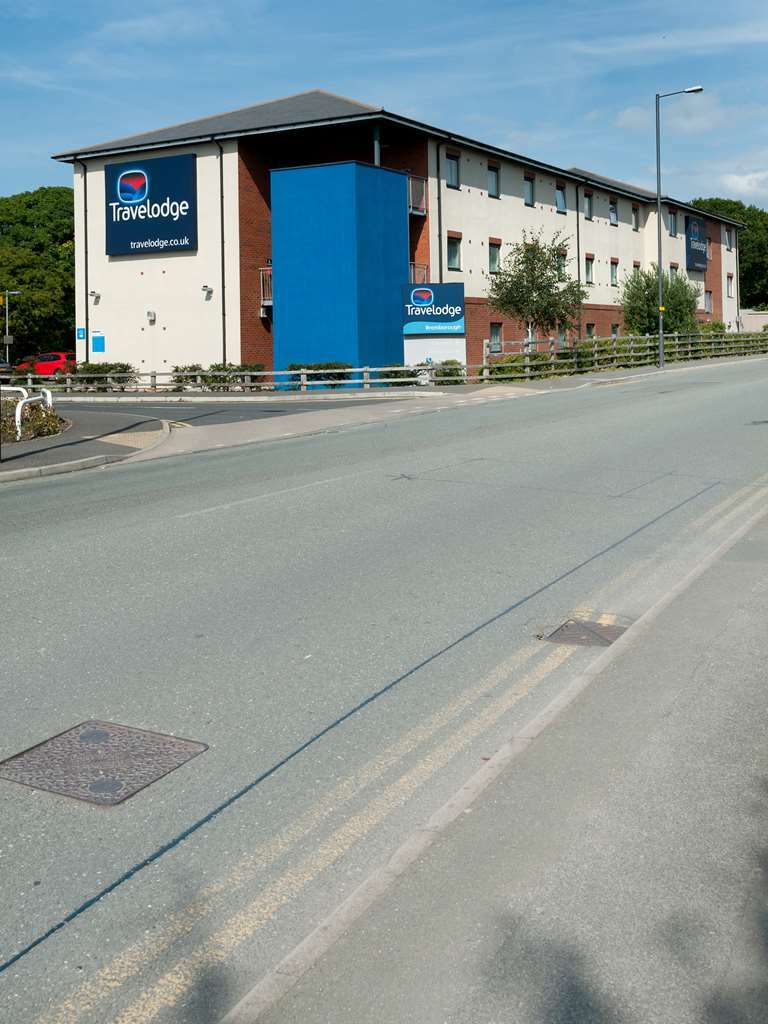 Travelodge Bromborough Port Sunlight Buitenkant foto